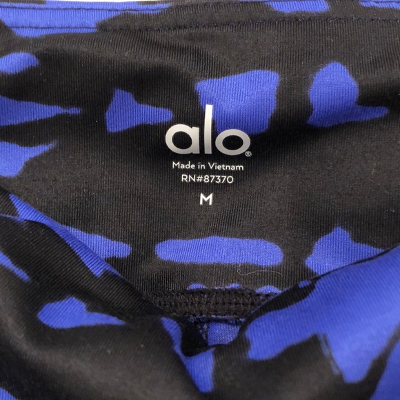 ALO goddess yoga pants - Picture 2 of 4